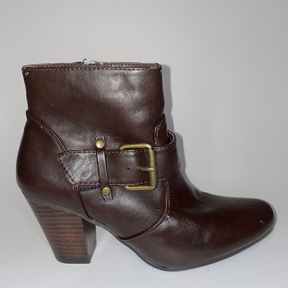 Nine West Ankle Boots Womens Size‎ 8 Brown Good Faux Leather Stacked Heel